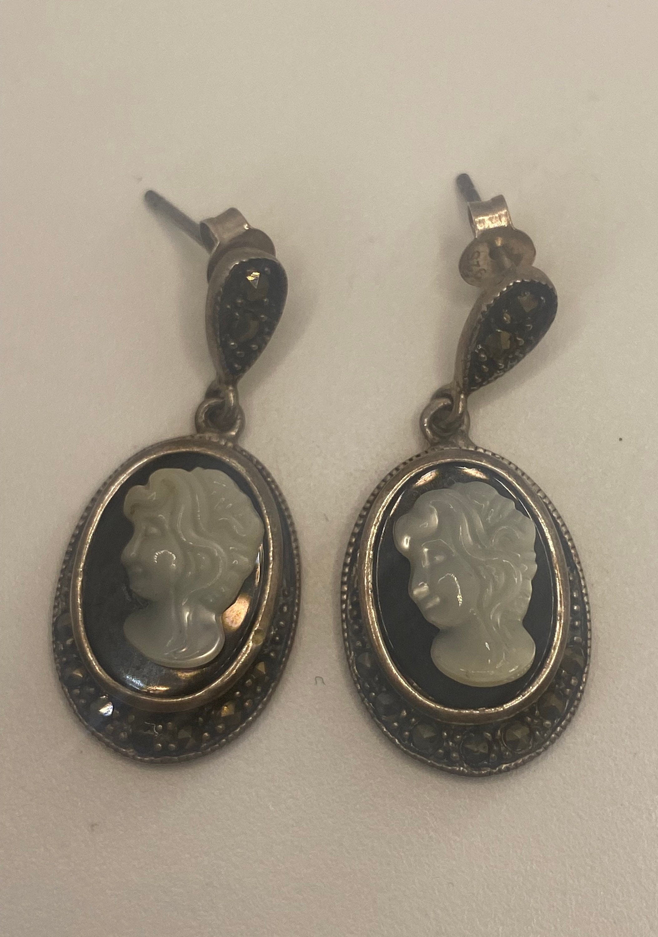 Cameo earrings | Black brown beaded clip on earrings – Exquistry